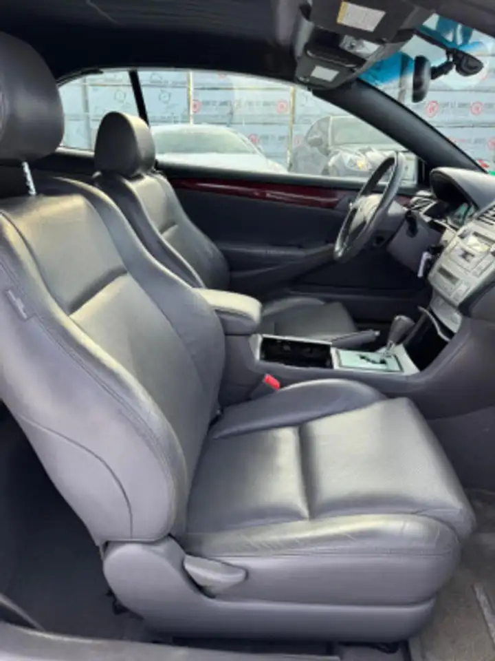 Toyota Camry снимка Toyota Camry