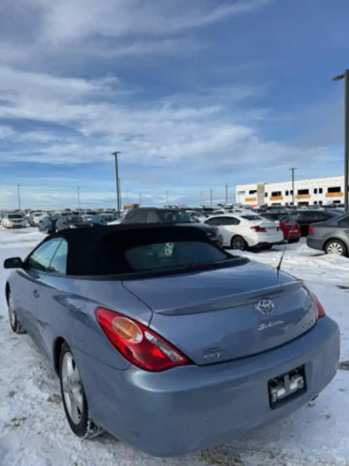 Toyota Camry снимка Toyota Camry