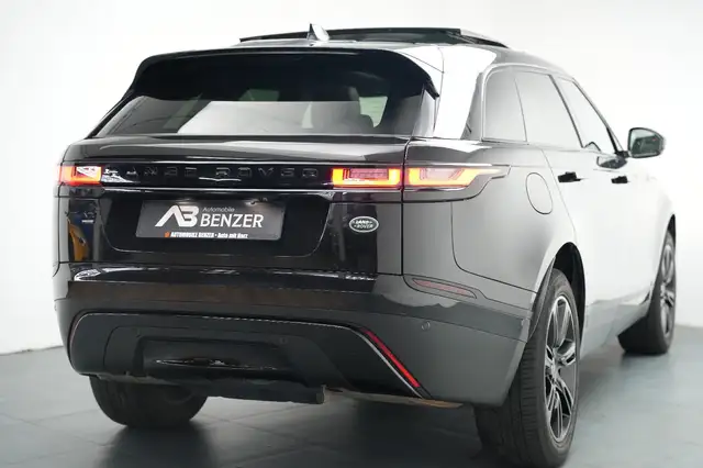 Land Rover Range Rover Velar view 9