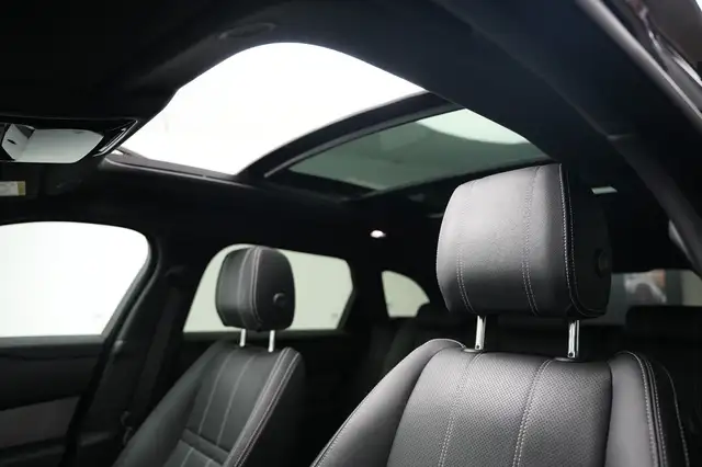 Land Rover Range Rover Velar view 14