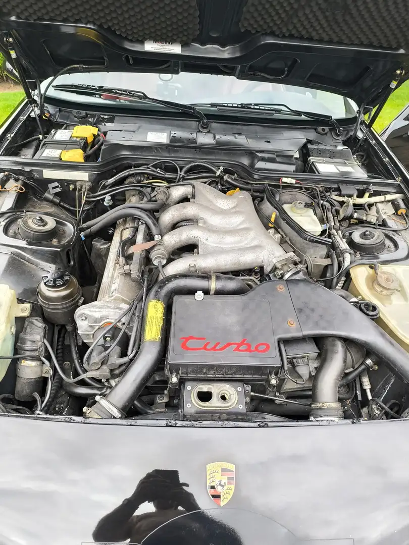 Porsche 944 Turbo - 2