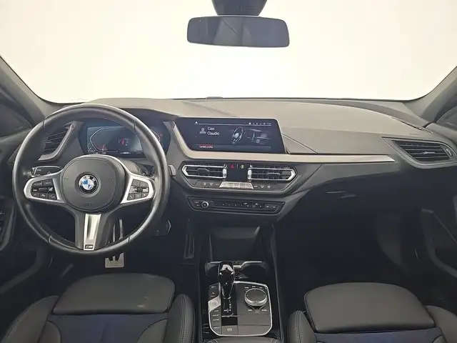 BMW 1 Series view 11