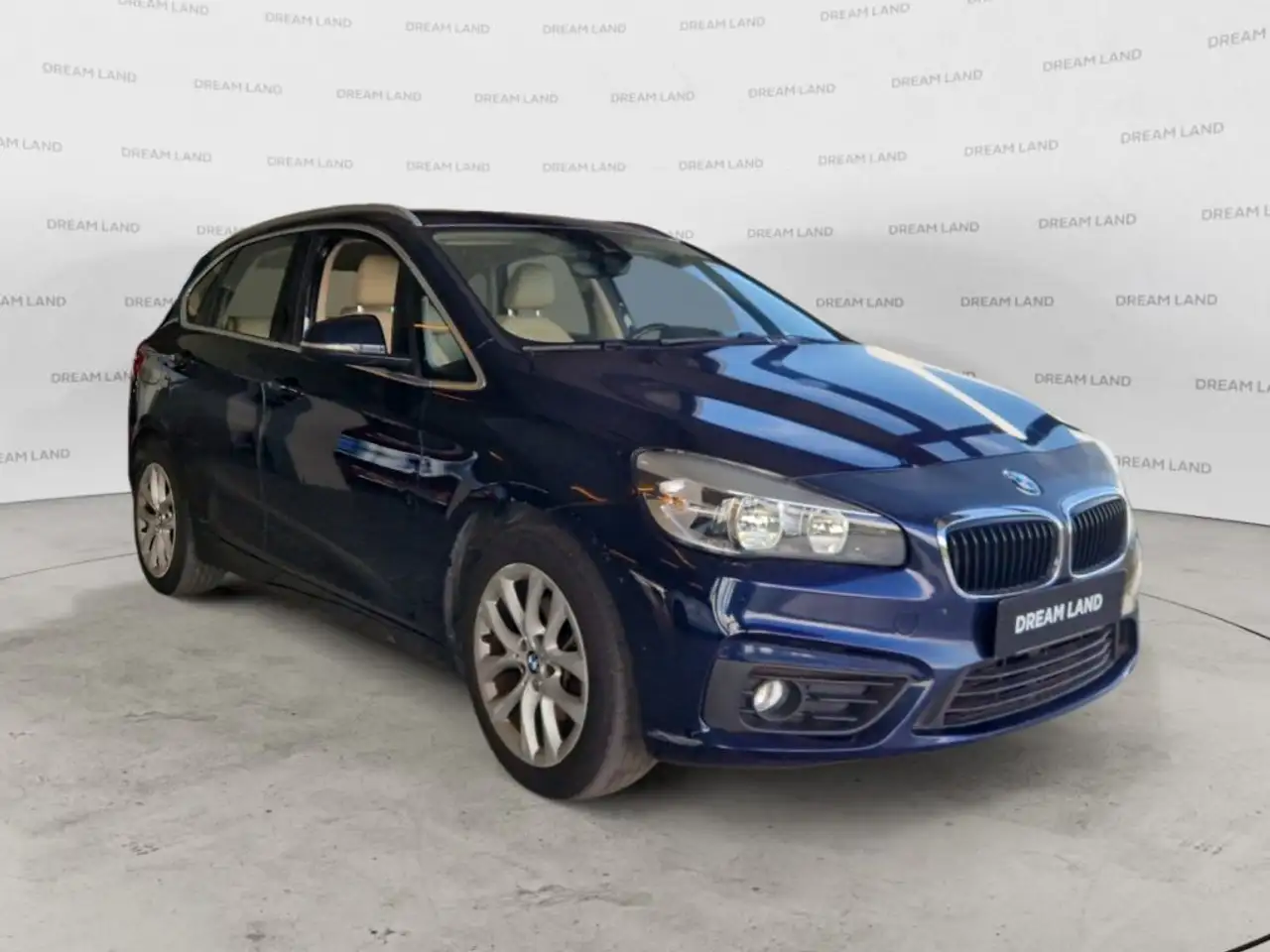 BMW 216