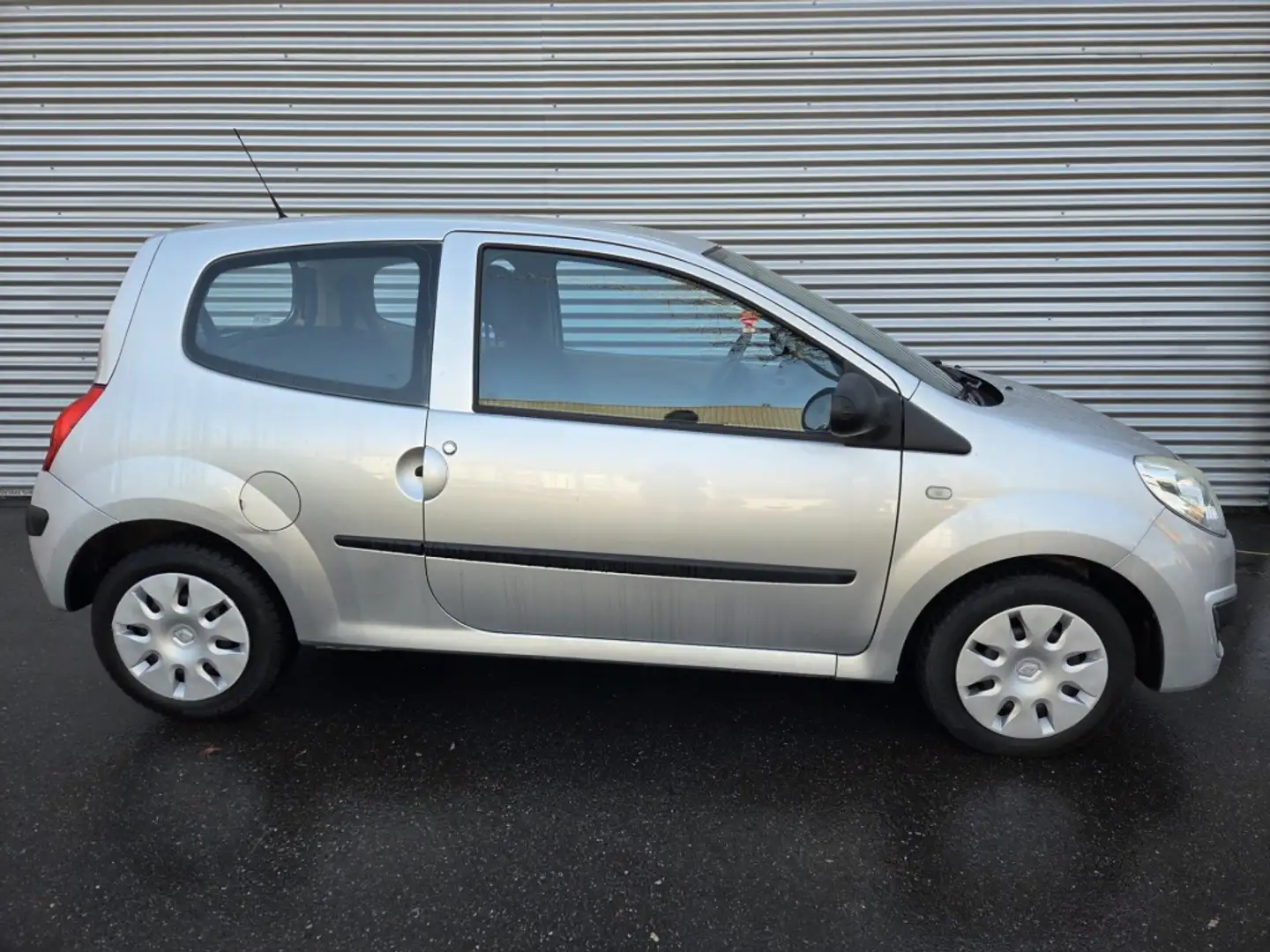 Renault Twingo 1.2 Authentique Grau - 1