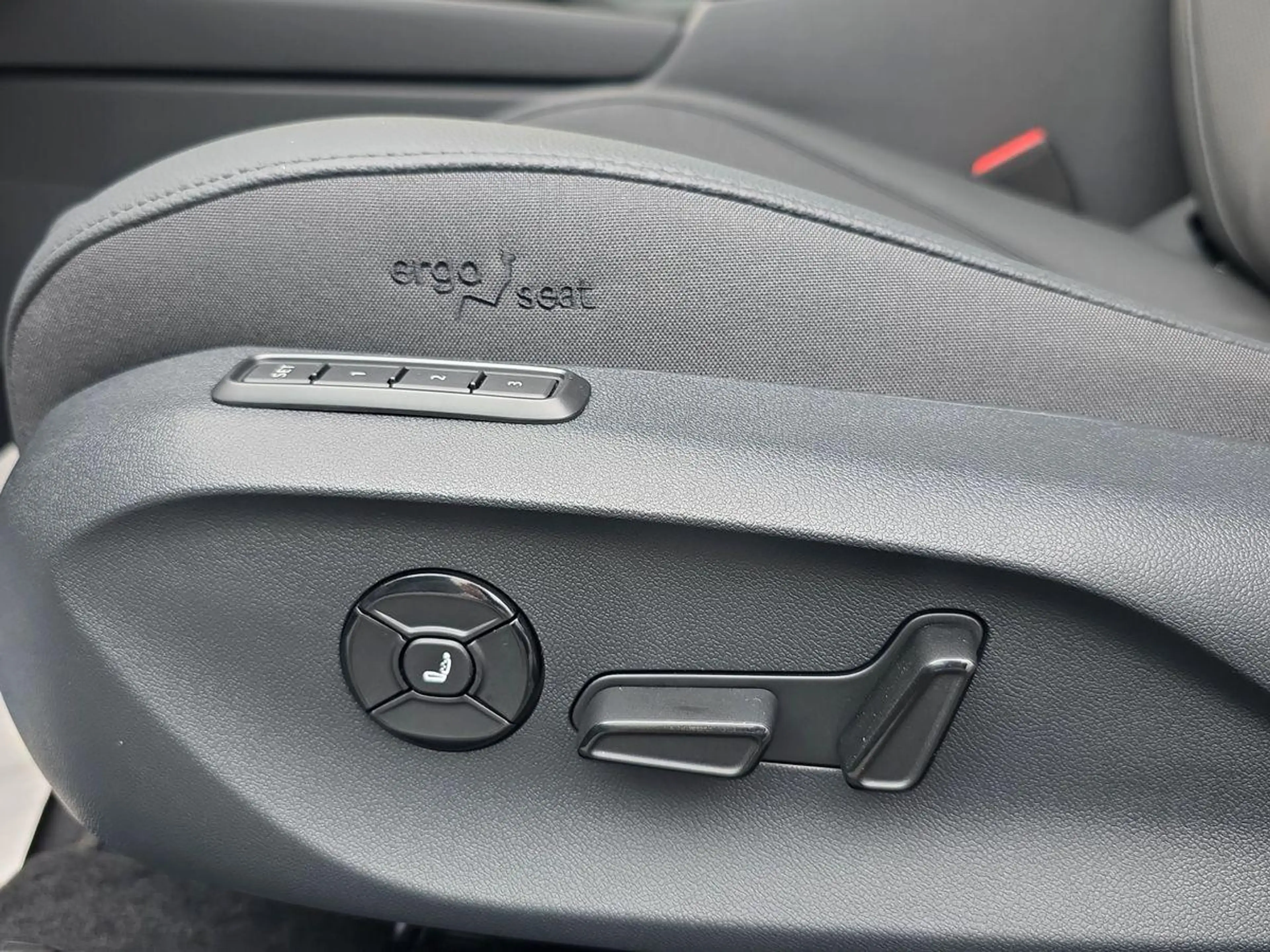 Skoda Superb iV L&K  5-J.GARANTIE AHK LEDER SITZBELF CANTON — photo 11