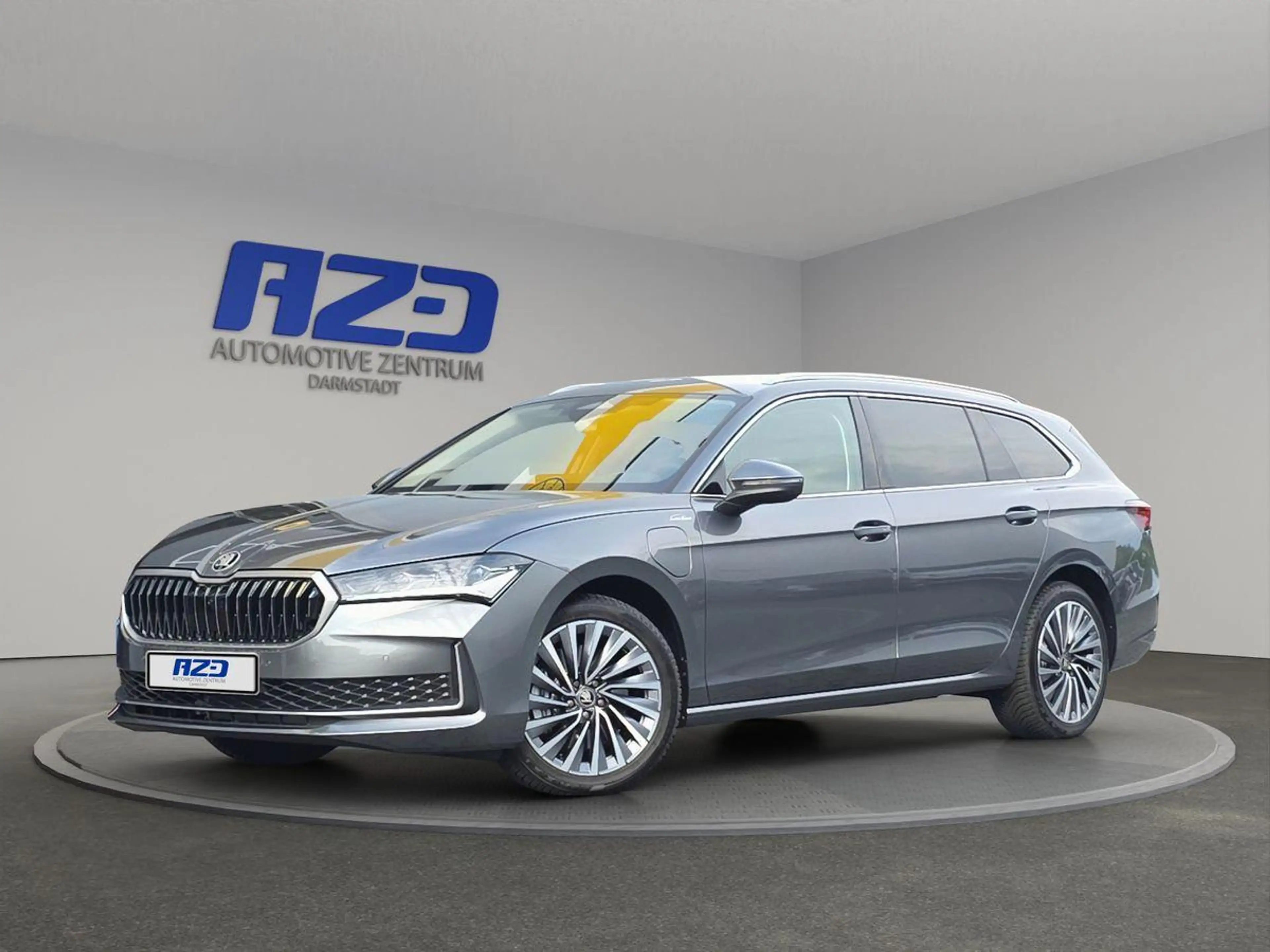 Skoda Superb iV L&K  5-J.GARANTIE AHK LEDER SITZBELF CANTON