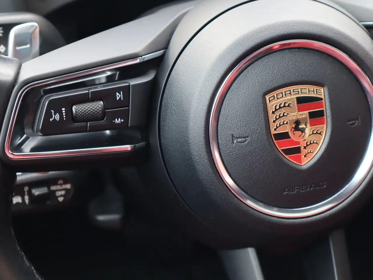 Porsche Macan снимка Porsche Macan