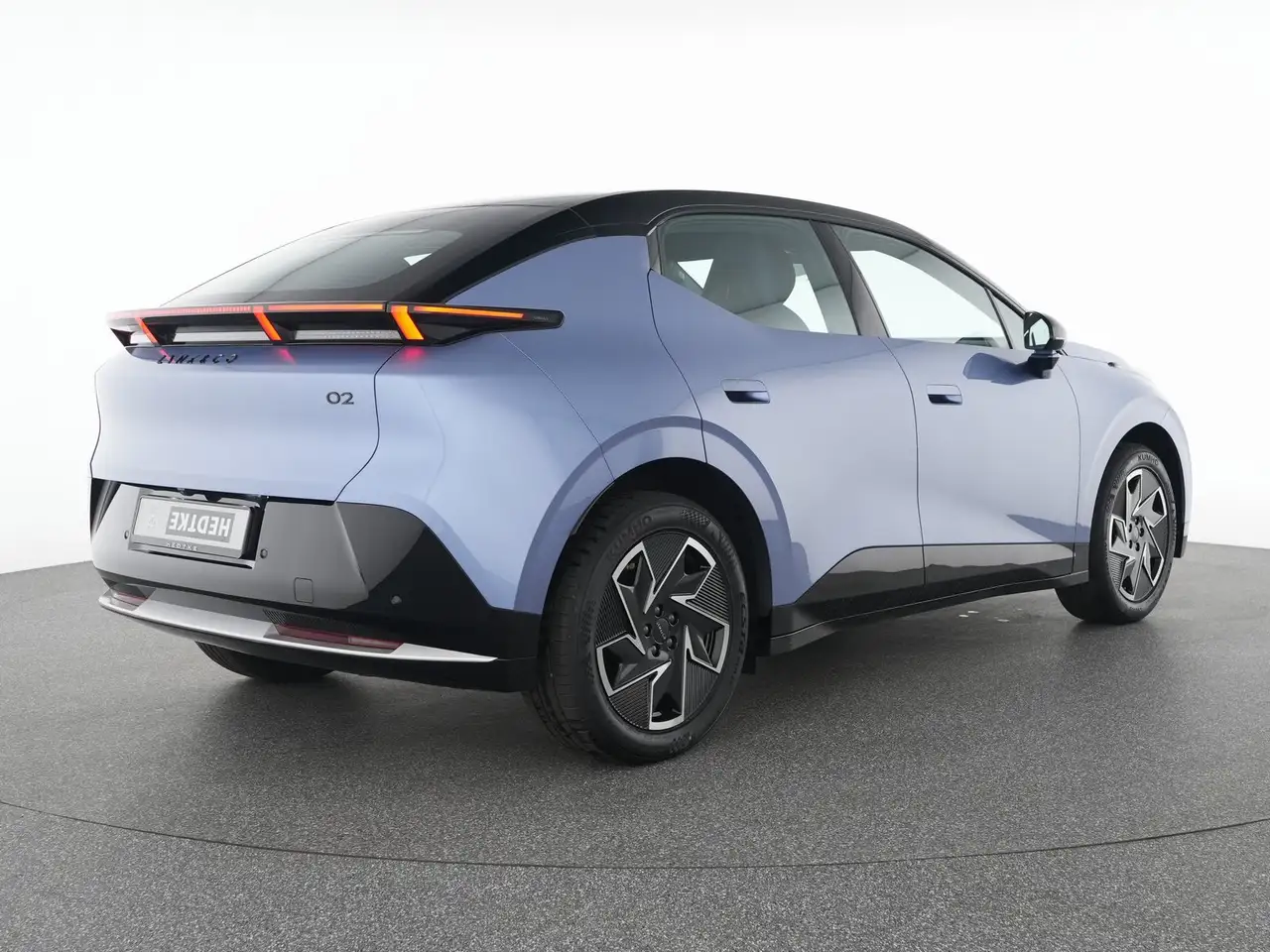 Lynk & Co 02