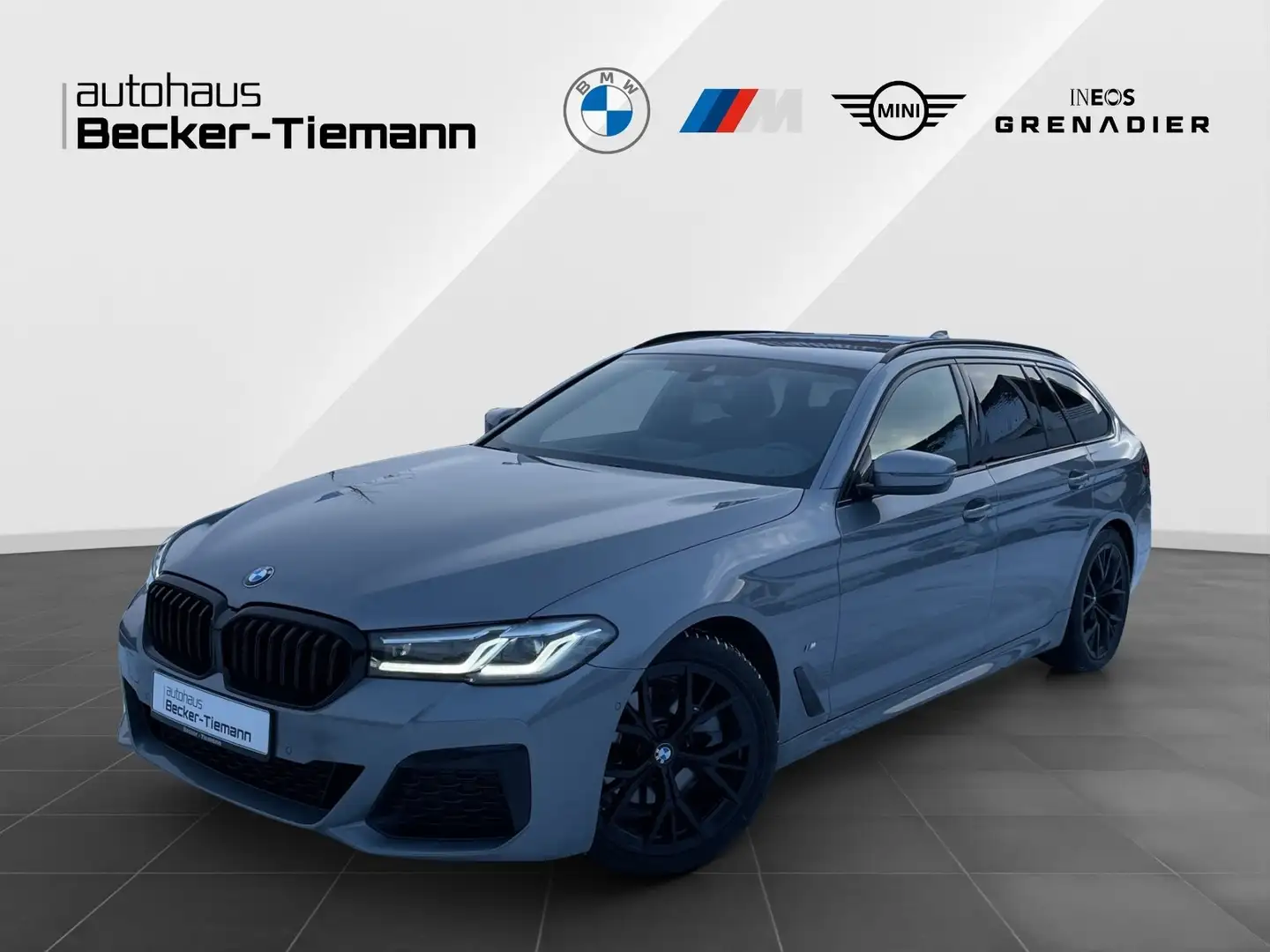 BMW 520 d Touring*M SPORT*LIVE COCKPIT*ADAPT. LED*H&K SOUN Grau - 1