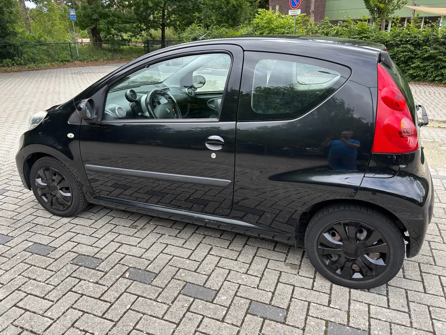 Peugeot 107 107 1.0-12V XS Negro - 1