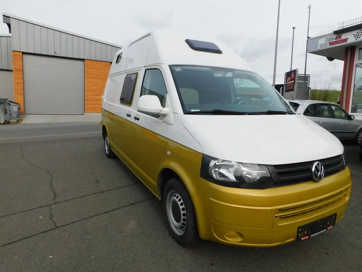 Volkswagen T5 7EH131/WF2/1T3 BMT/WOHNMOBILE Or - 1