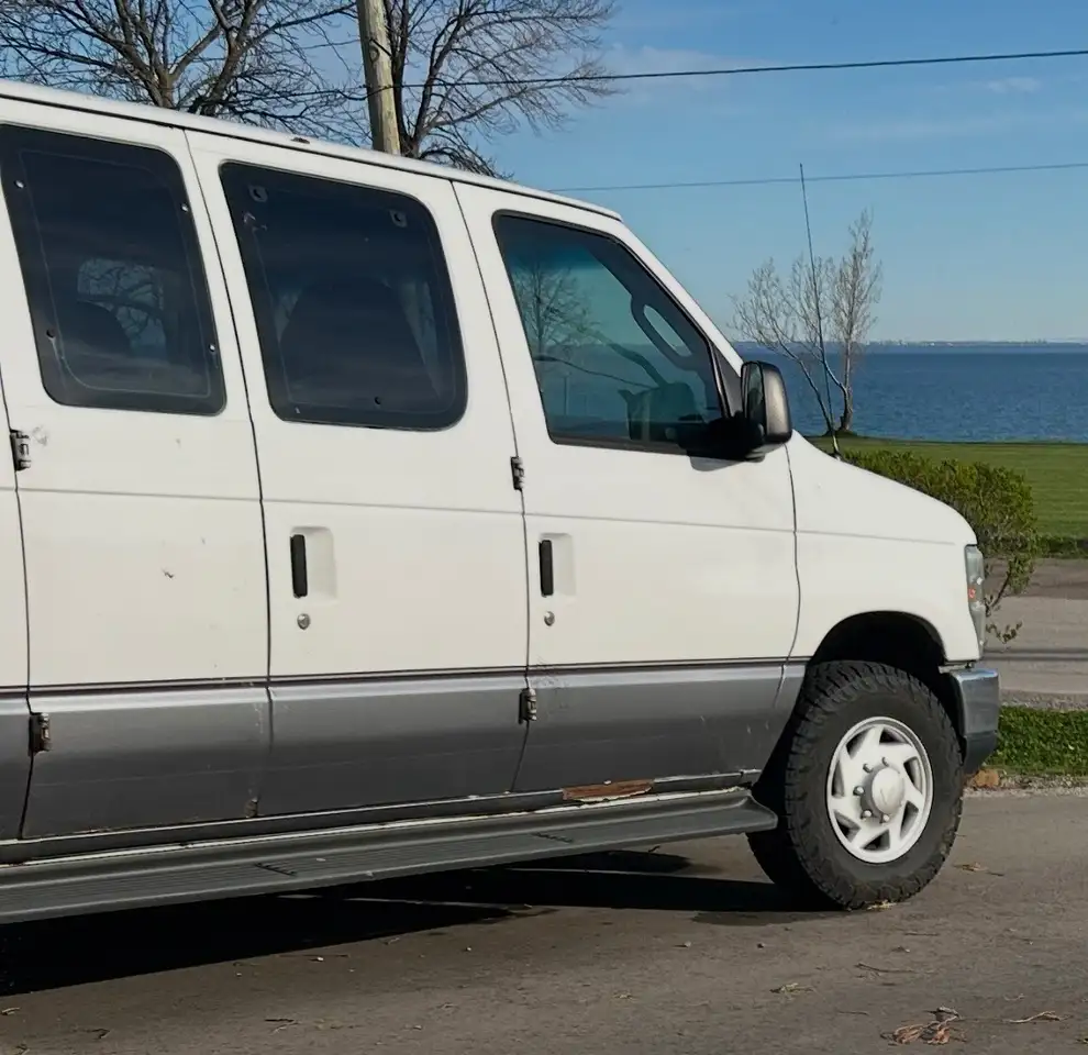 2008 Ford Econoline