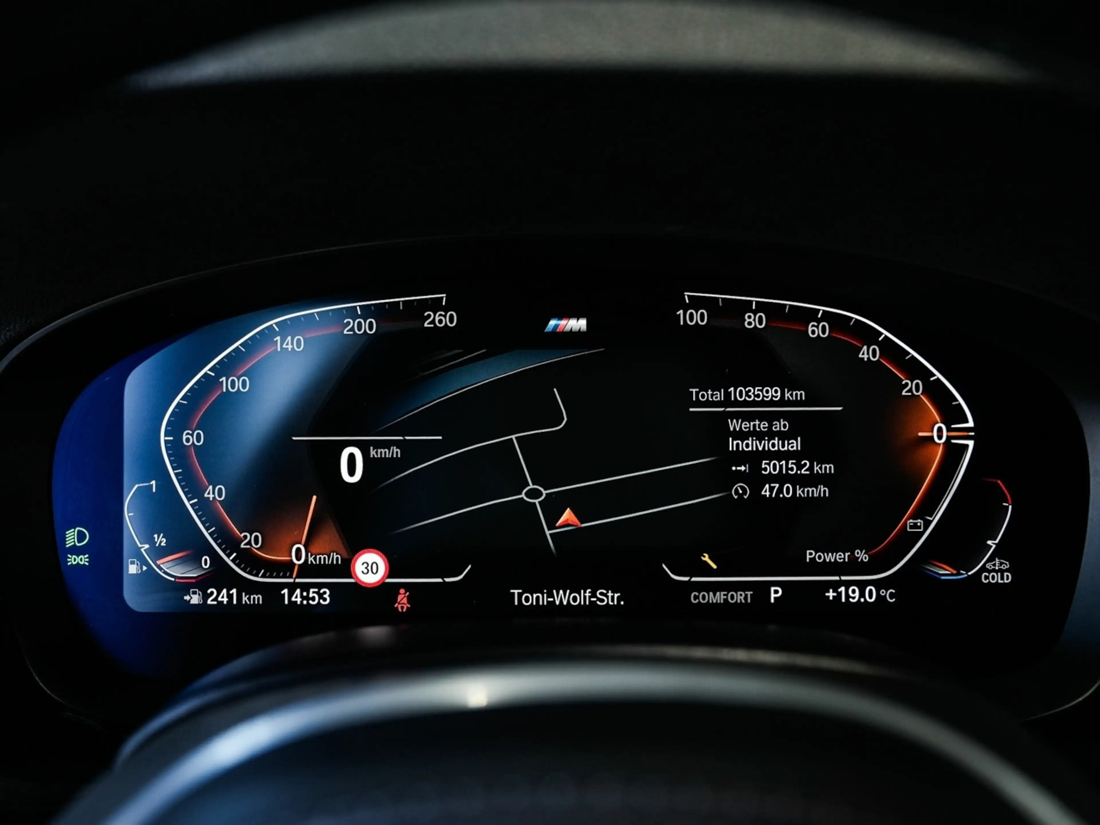 BMW 530 530i Touring M Sport 19LM Kamera ACC — photo 14