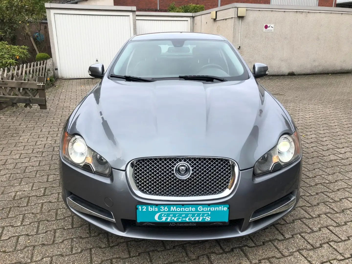 Jaguar XF 3.0 V6 Diesel Edition, LEDER XENON, Scheckhef Grijs - 2