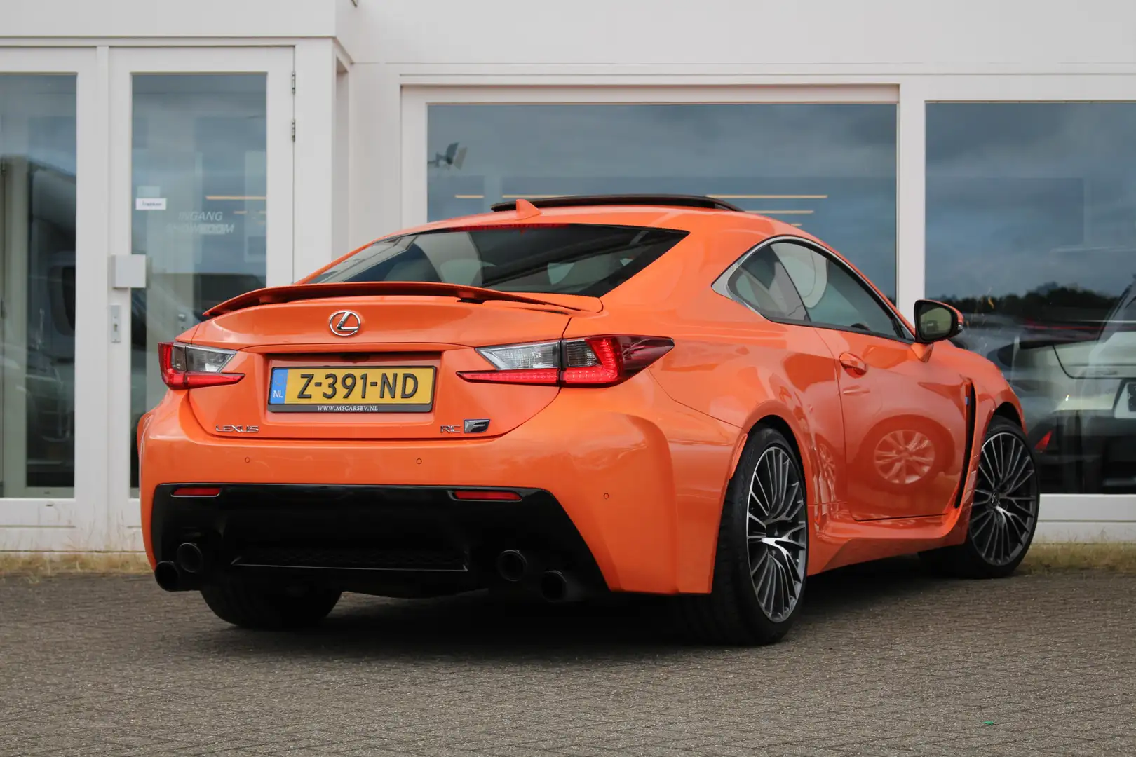 Lexus RC F 5.0 V8 Luxury Edition I Sportuitlaat I Uniek! Open Orange - 2