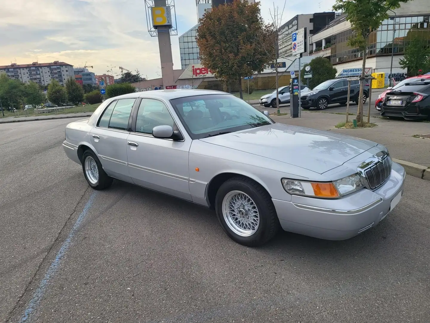 Ford Mercury Grand Marquis LS (ASI - V8) Grigio - 1