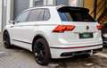 Volkswagen Tiguan 2.0 TSI 4Motion R-LINE | PANORAMADAK | 360 CAMERA Wit - thumbnail 4