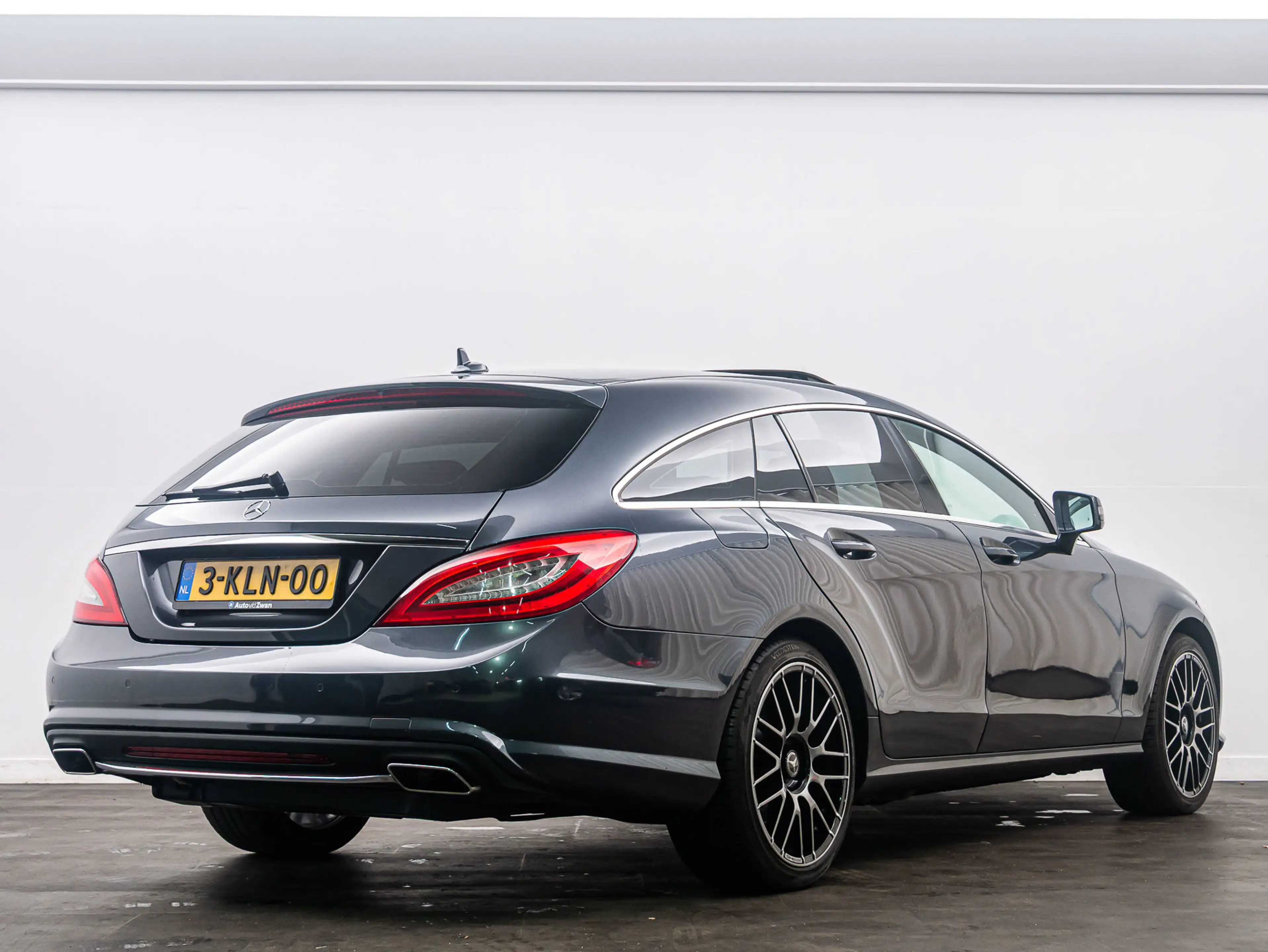 Mercedes-Benz CLS 500 Shooting Brake 4-Matic 408 NAP! — photo 3