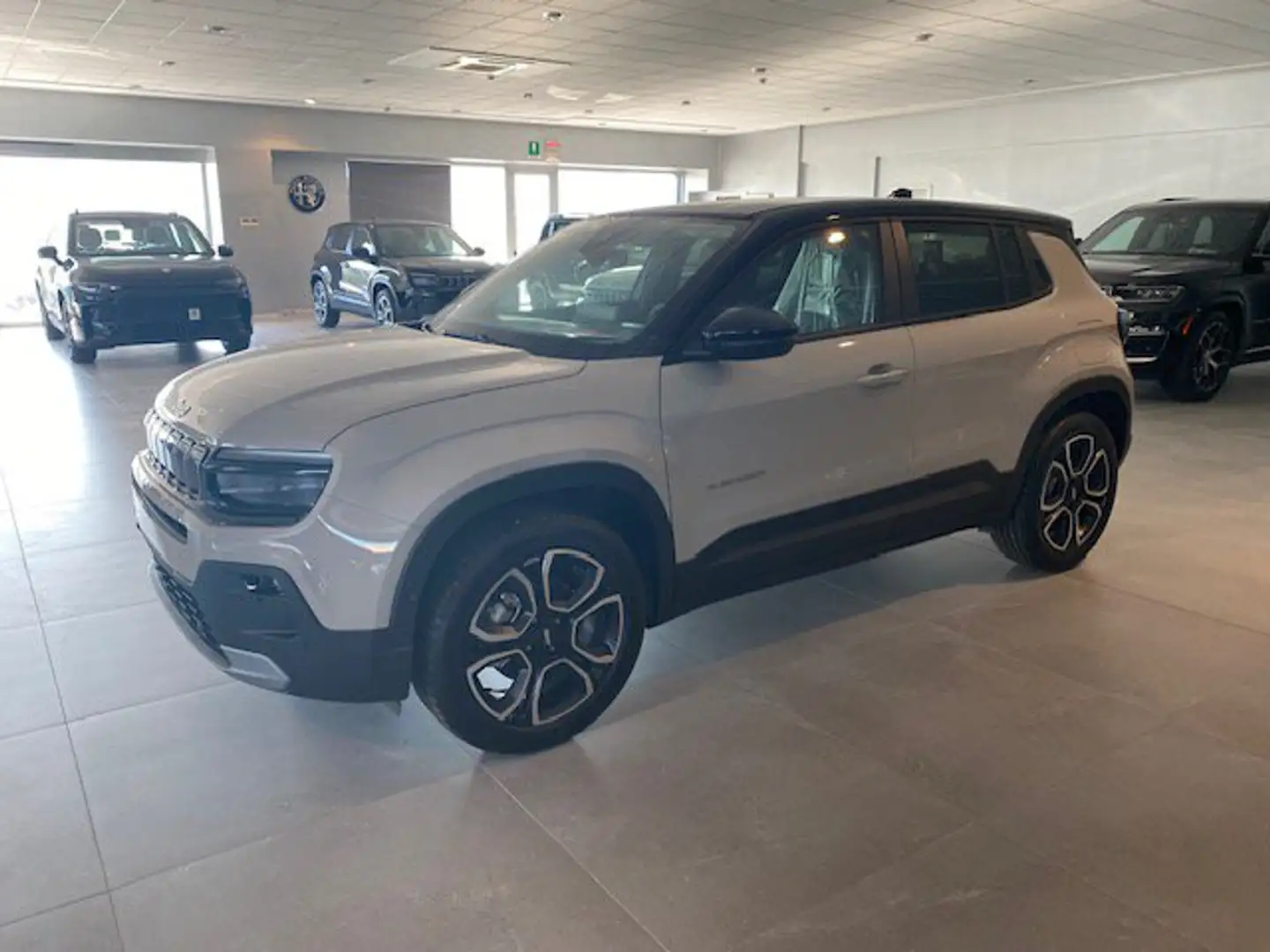 Jeep Avenger BEV Summit - 2