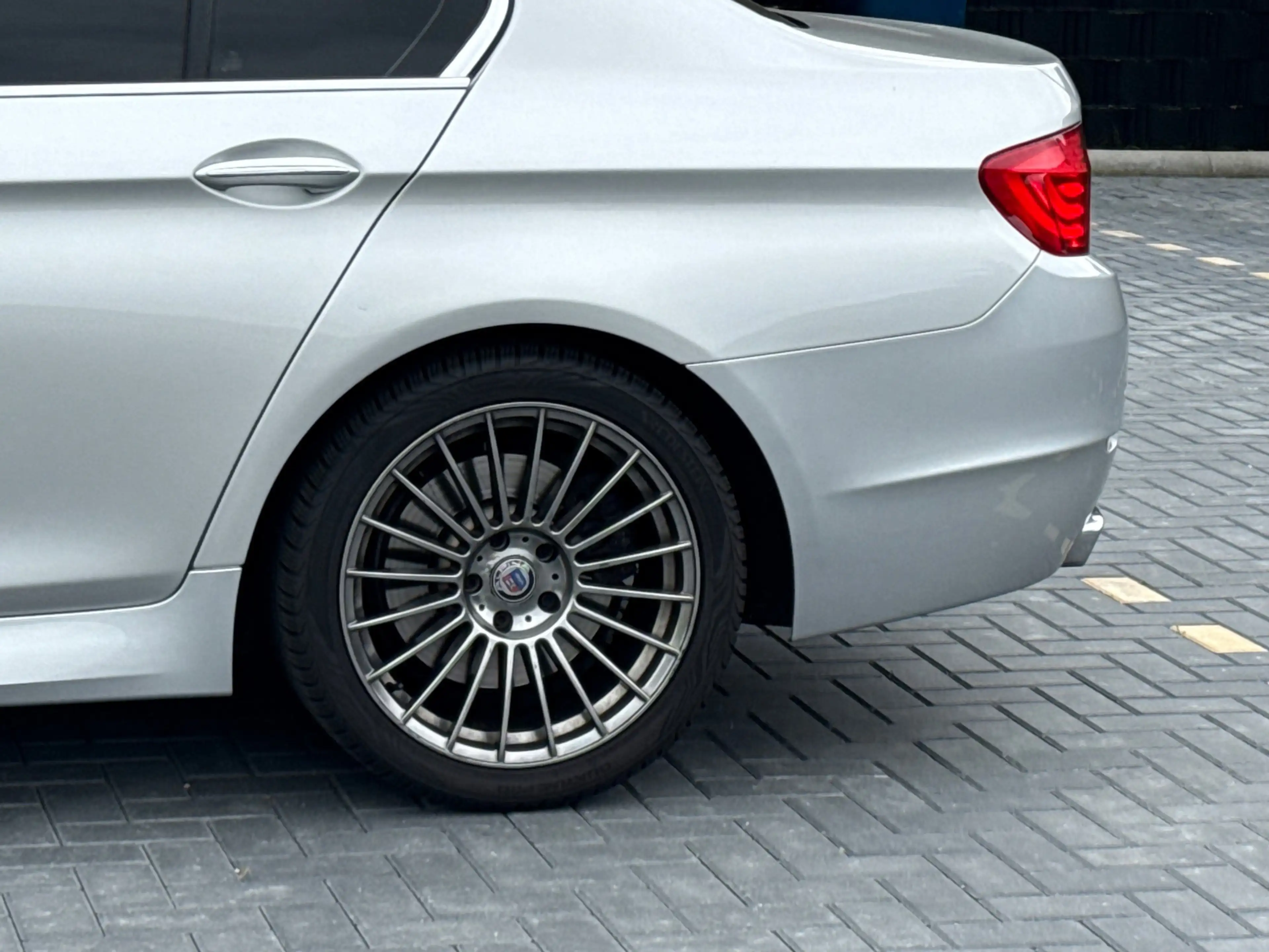 BMW 550 5-serie 550i High Executive SOFTCLOSE/DAKJE/LEDER/ — photo 9