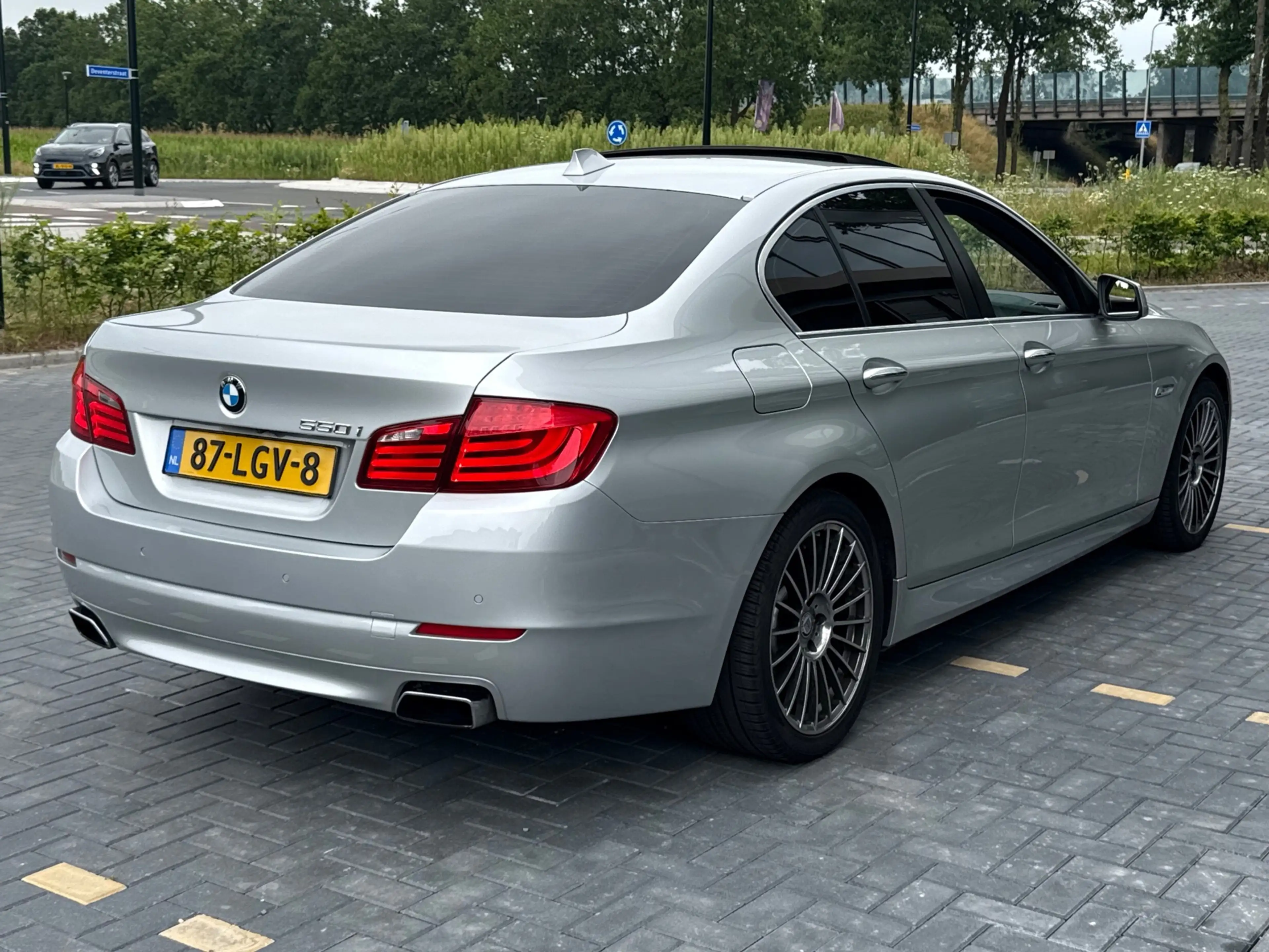 BMW 550 5-serie 550i High Executive SOFTCLOSE/DAKJE/LEDER/ — photo 12