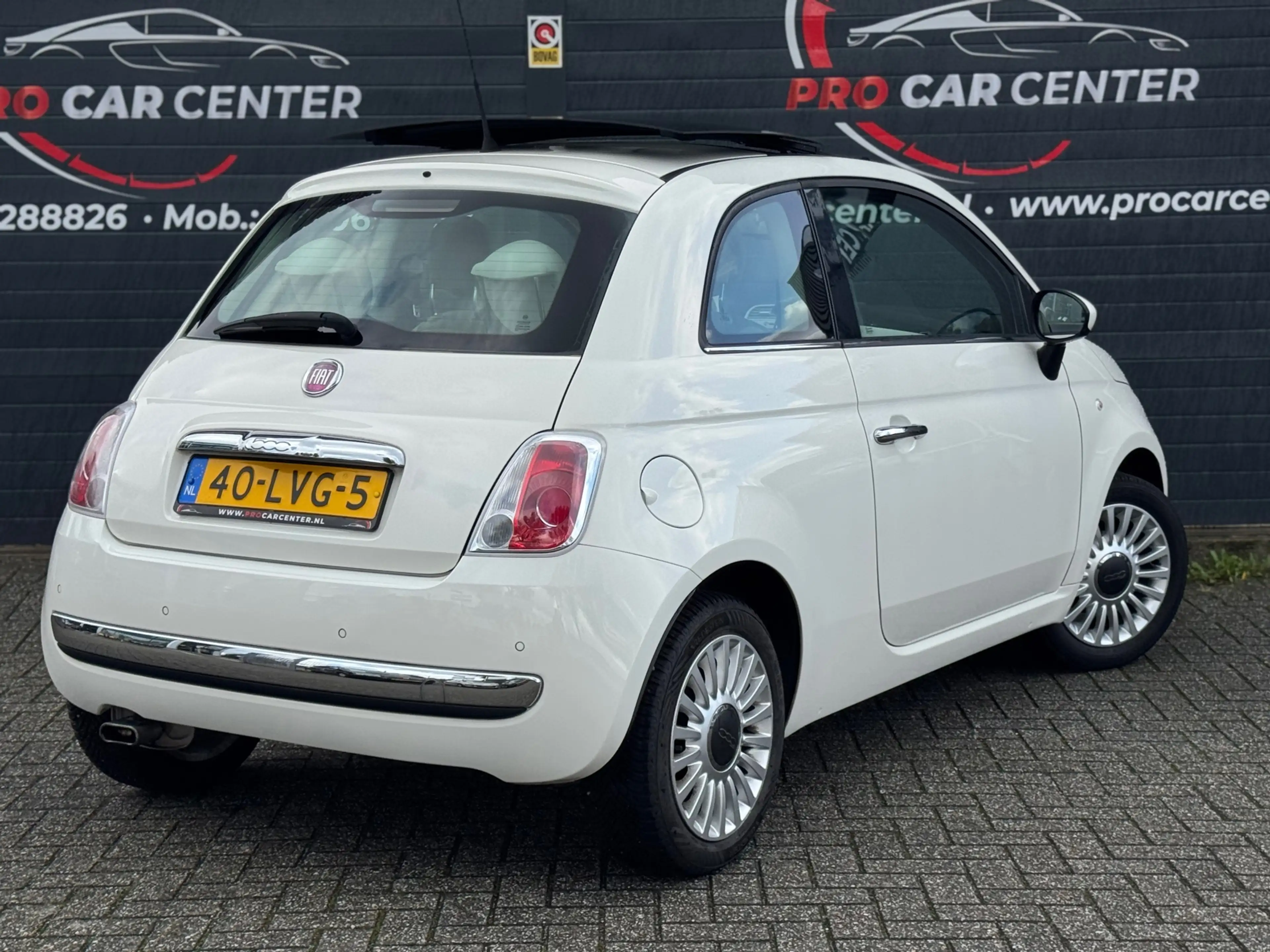 Fiat 500 1.2 Lounge Aut | Pano | Climate | 1e Eigenaar | Pd — photo 2