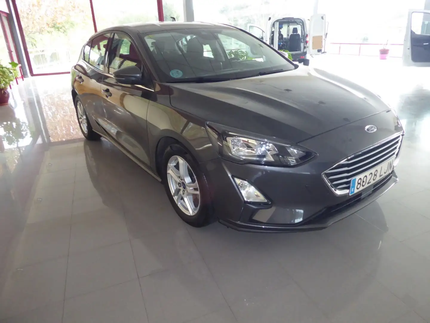 Ford Focus 1.5Ecoblue Trend+ 120 Gris - 1