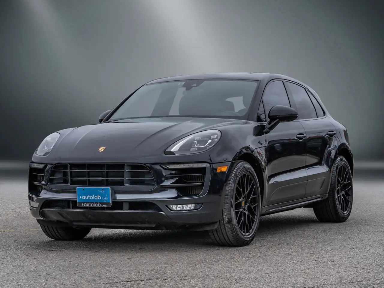 2017 Porsche Macan