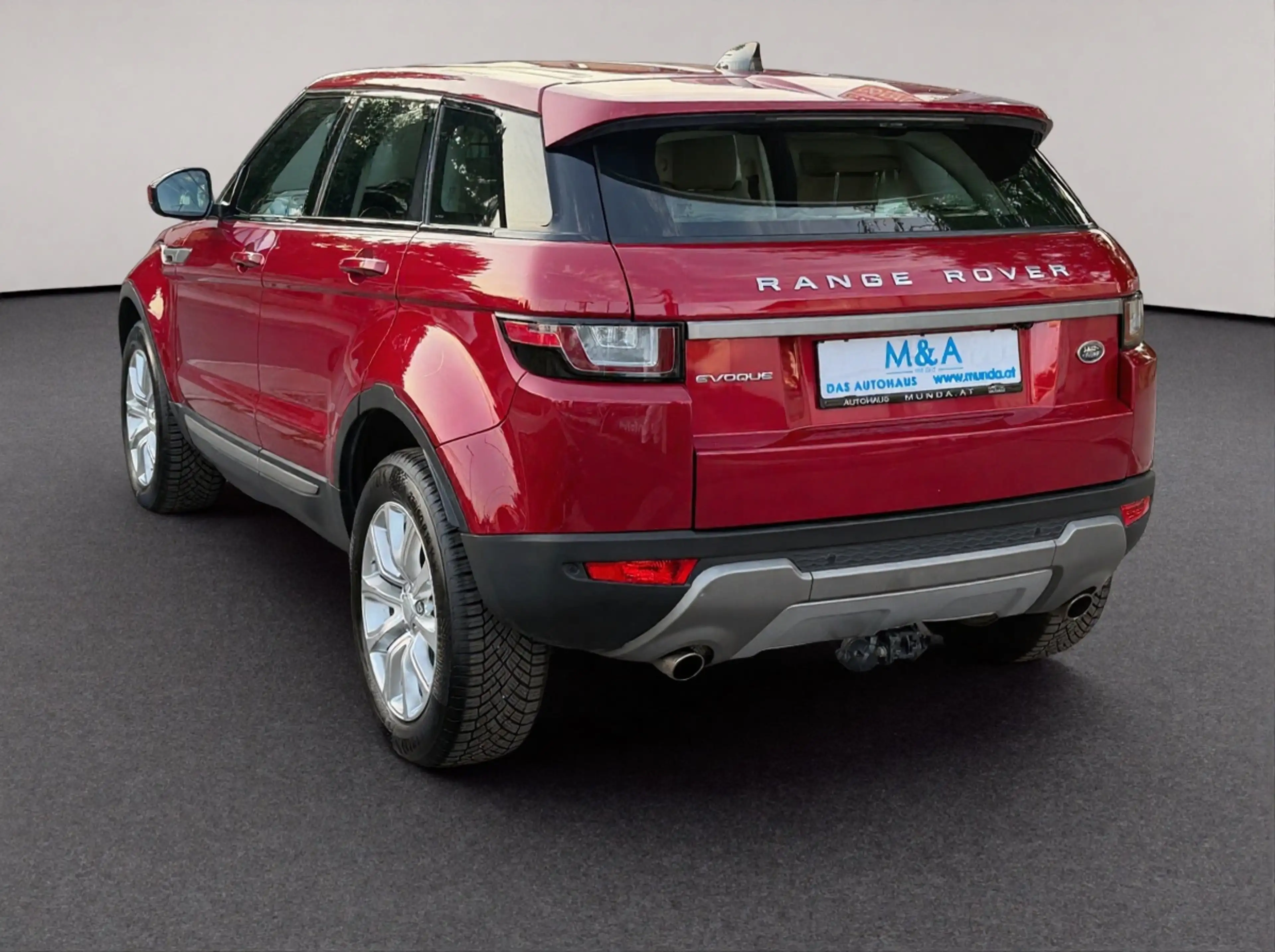 Land Rover Range Rover Evoque 2.0 Td4 SE — photo 4