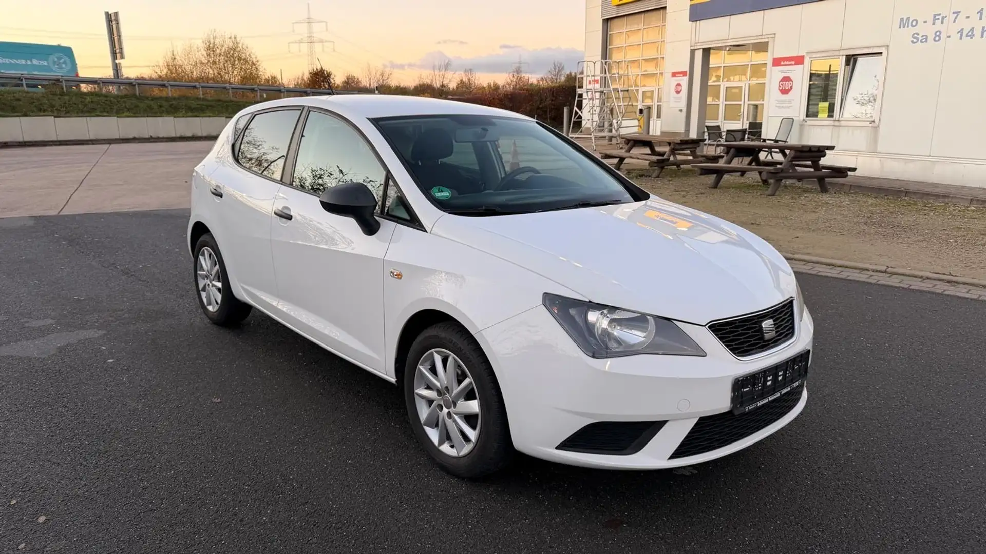 SEAT Ibiza Ibiza  5-Türer 1.4 16V Style*Zahnriemen Neu Weiß - 2