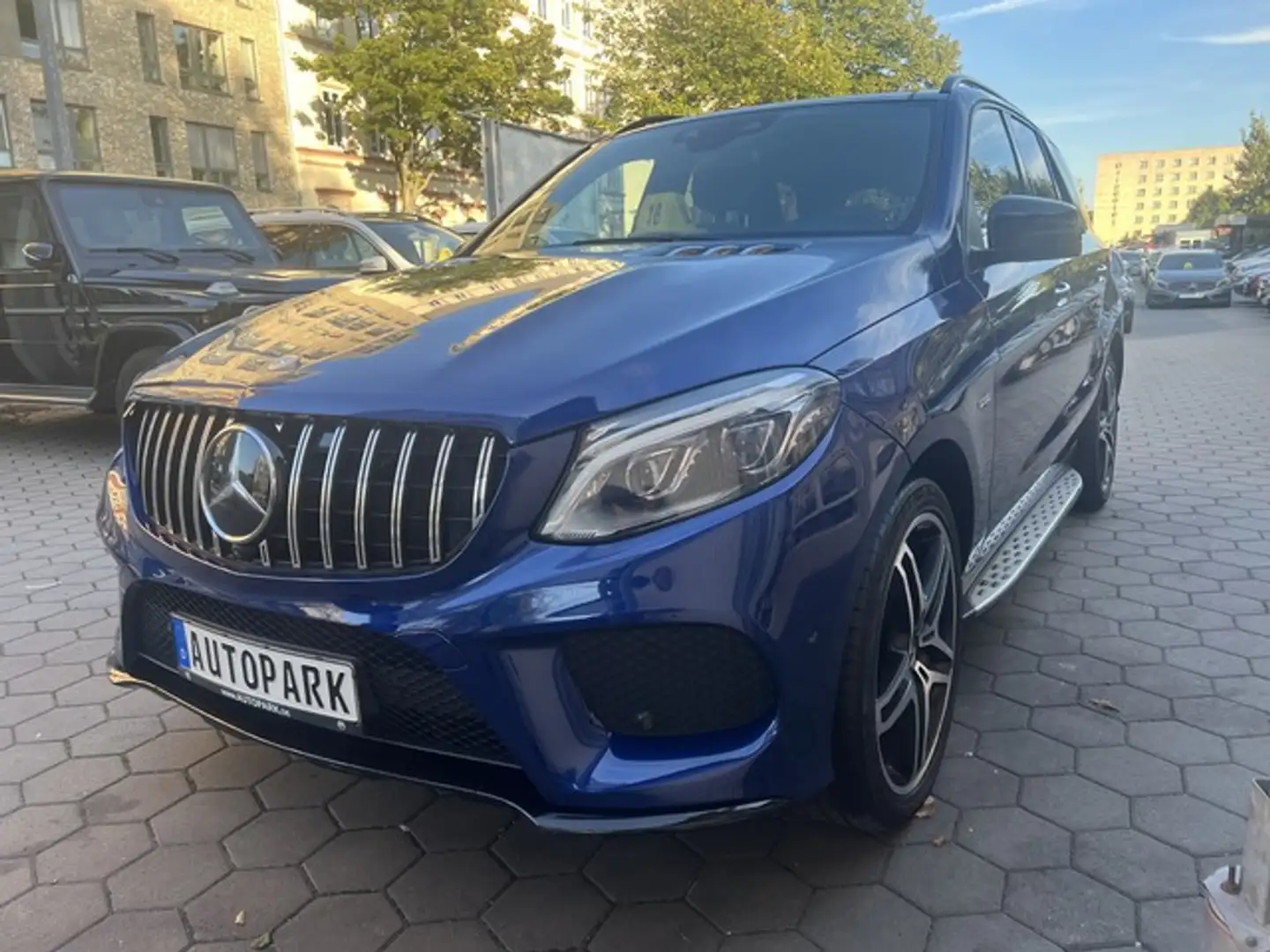 Mercedes-Benz GLE 43 AMG 4Matic**Vollausstattung** Blau - 2