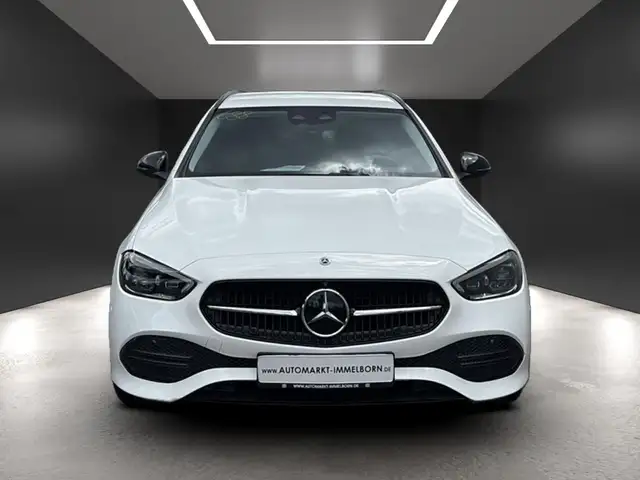 Mercedes-Benz C-Class view 8