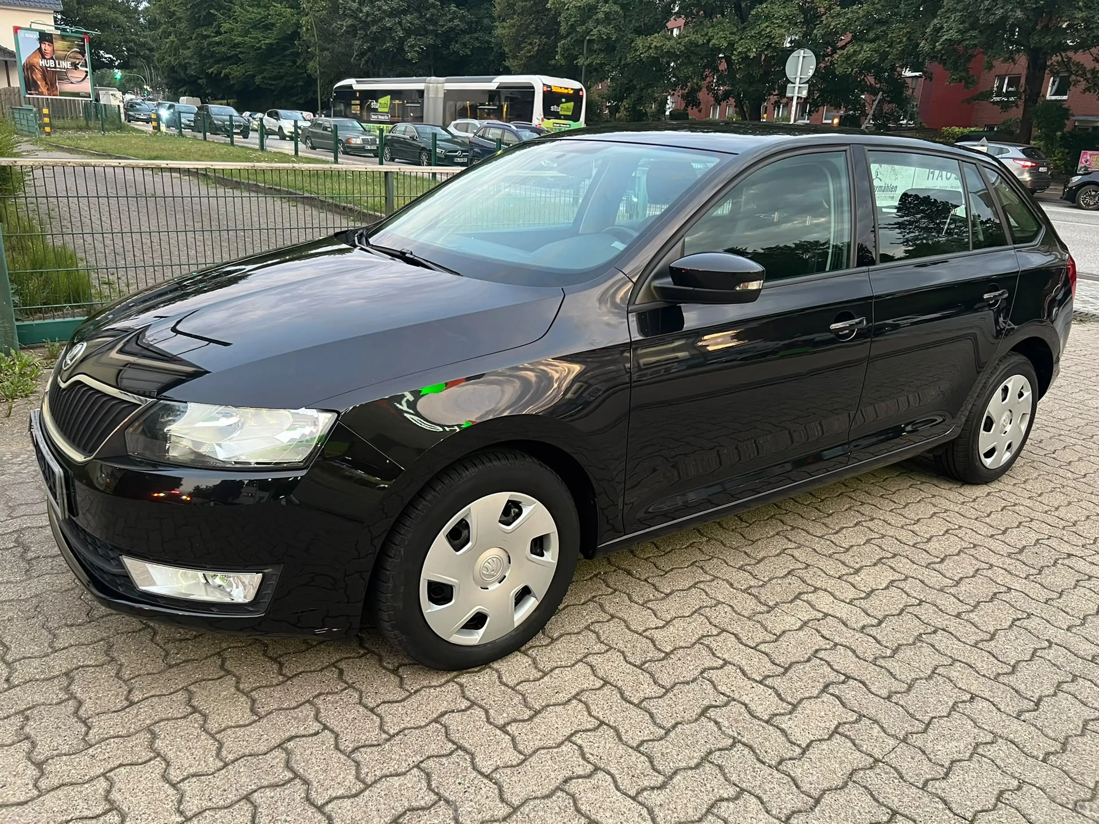 Skoda Rapid/Spaceback Ambition 1.4TDI KLIMA/PDC/1.HAND/TEMPOMAT