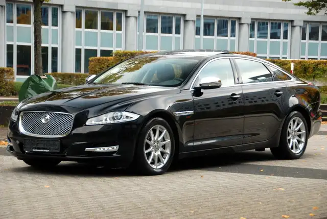 Jaguar XJ Premium Luxury Lang| 1.HAND| KEYLESS| PANO