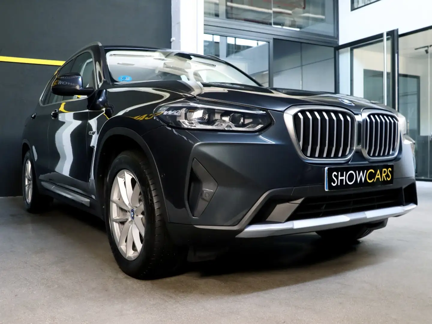 BMW X3 xDrive 30e xLine Gris - 2