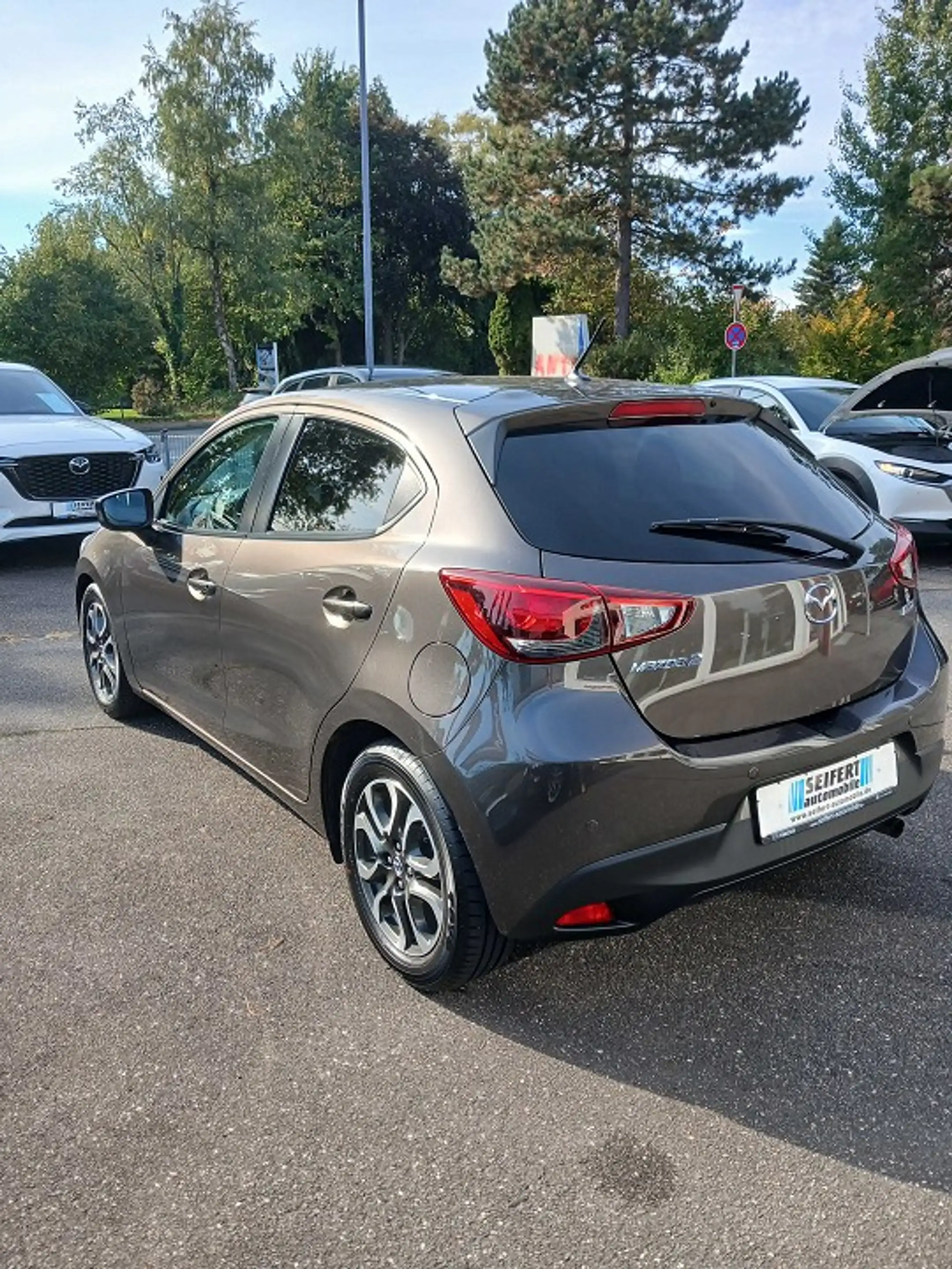 Mazda 2 L SKYACTIV-G 90 5T 5GS AL-NAKAMA — photo 6