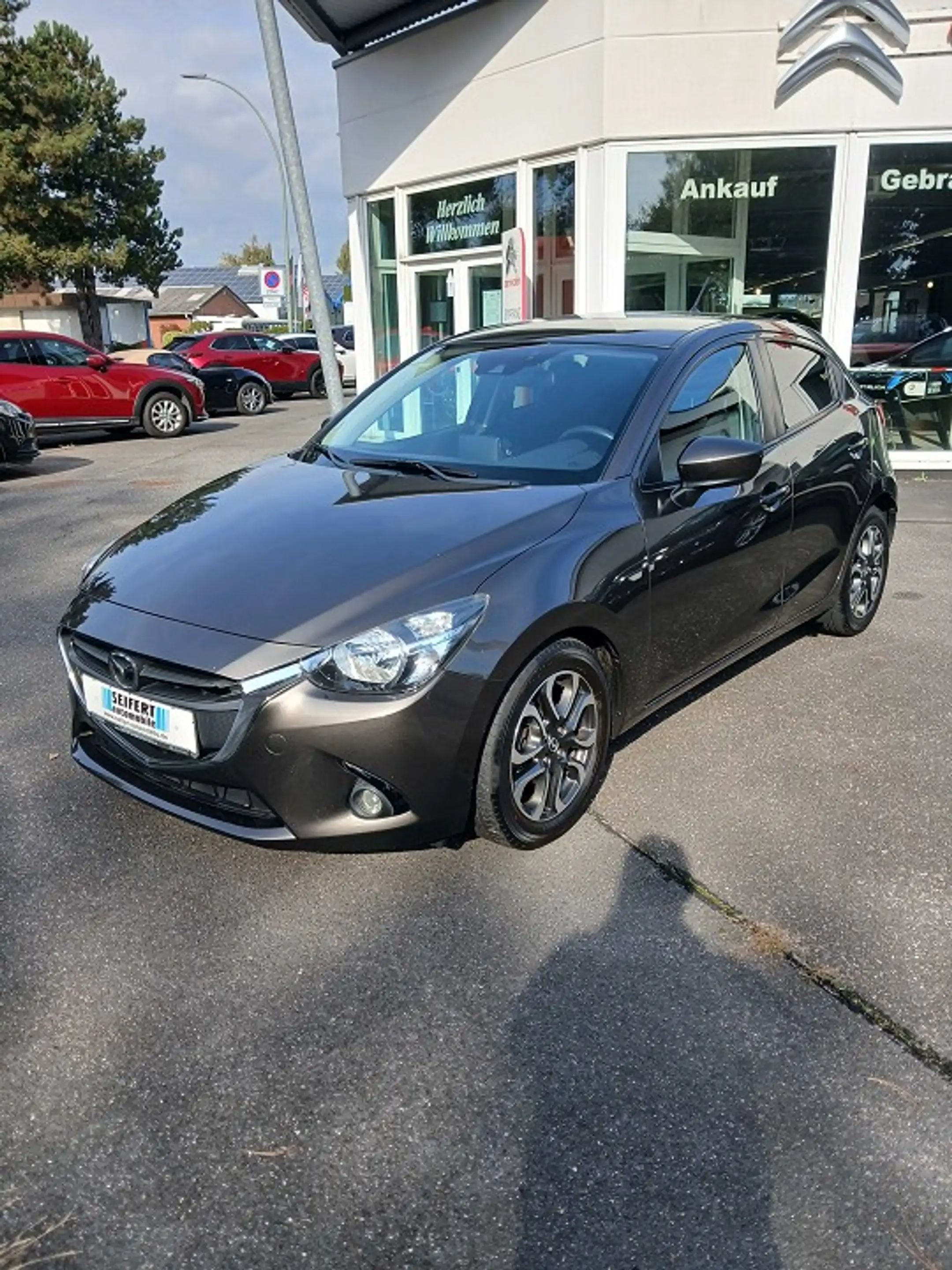 Mazda 2 L SKYACTIV-G 90 5T 5GS AL-NAKAMA