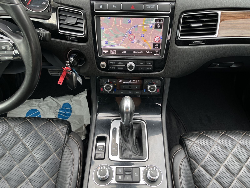 Volkswagen Touareg V6 TDI Executive Edition Leder/Navi/LED/ — photo 15