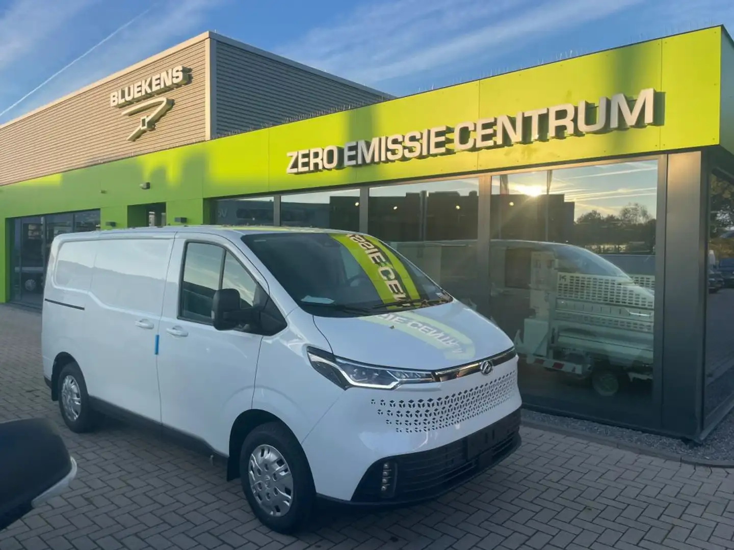 Maxus E-DELIVER 7 - L2H1 88 kWh Weiß - 1