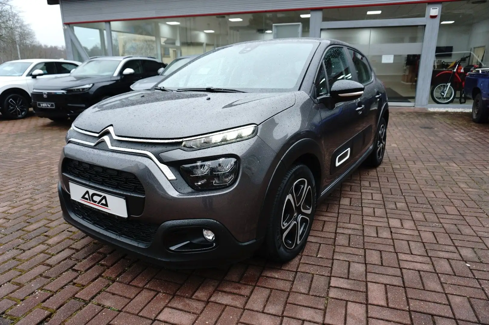 Citroen C3 Feel 1.2 Grau - 1