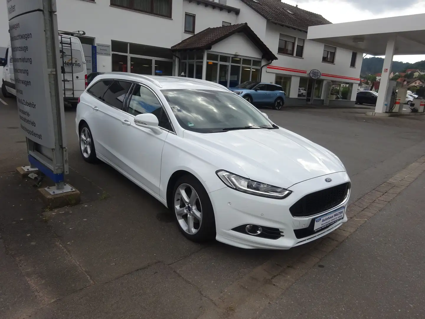 Ford Mondeo Titanium AWD LED AHK Navi Kamera Wit - 2