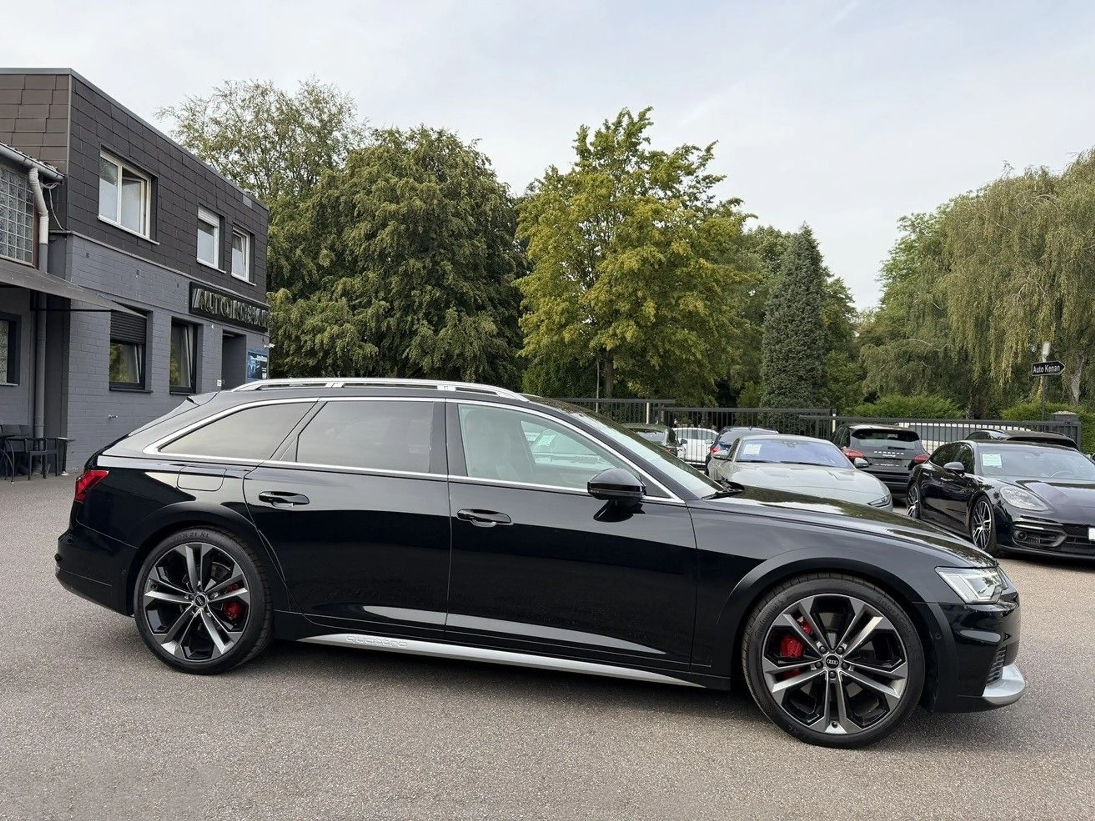 Audi A6 allroad quattro 55 TDI ACC/Leder/STHZ/B&O/AHK — photo 2
