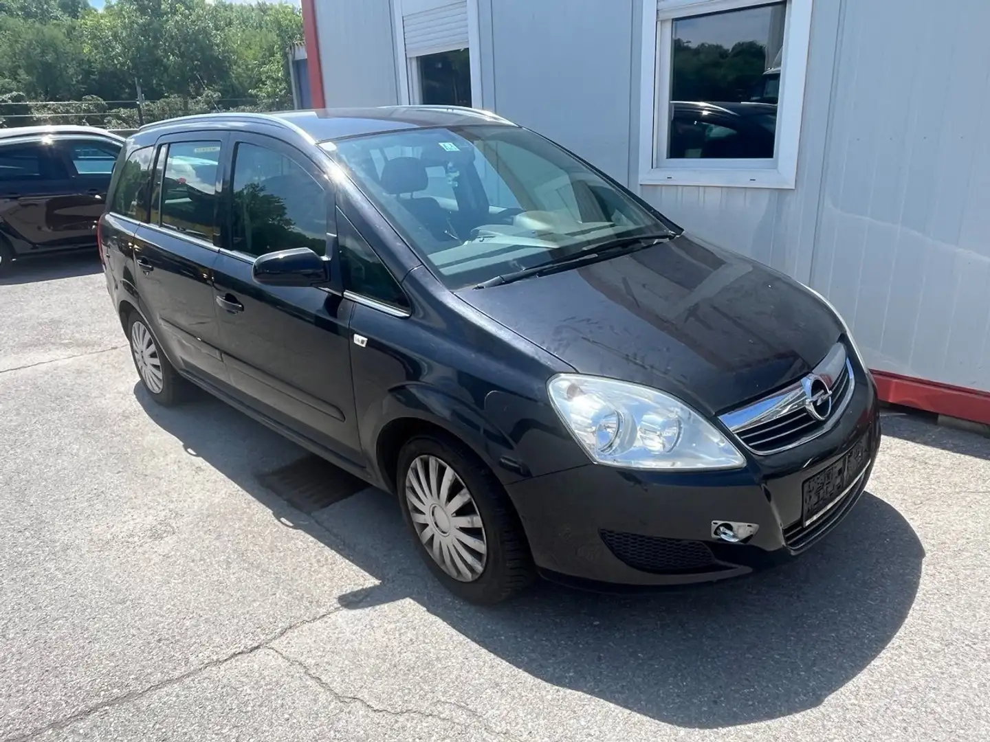 Opel Zafira 1,6 Benzin  Edition Plus ecoflex 7-Sitze Fekete - 2
