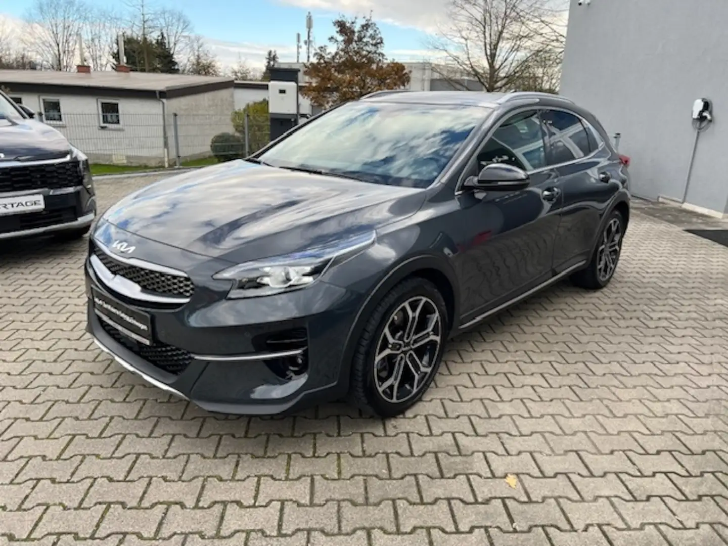 Kia XCeed 1.6T DCT7 Black Xdition|Xclusive|GD|AHK Grau - 2