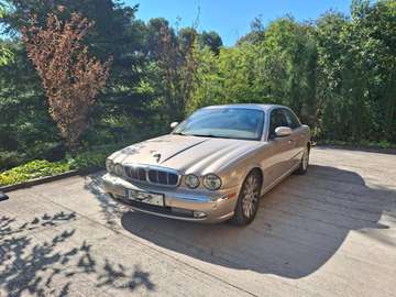 XJ-8 4.2 V8 L Executive Aut. L Executive
