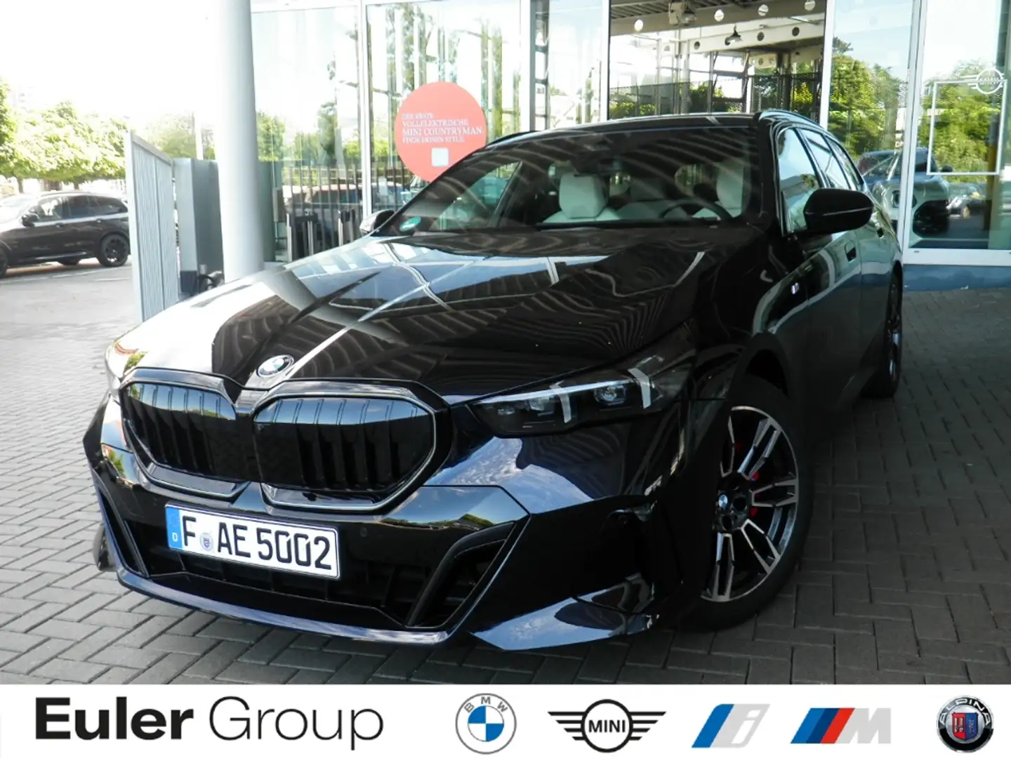 BMW 520 d Touring Sportpaket HUD Navi digitales Cockpit So Schwarz - 1