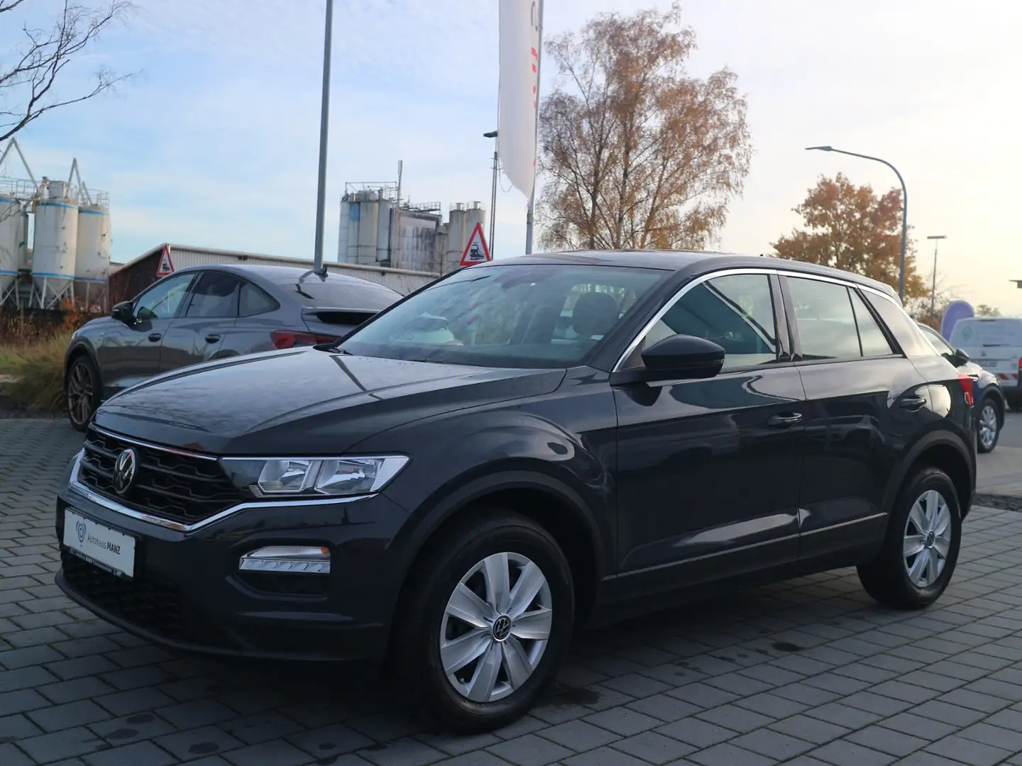Volkswagen T-Roc 1.0 TSI KLIMA Grau - 2