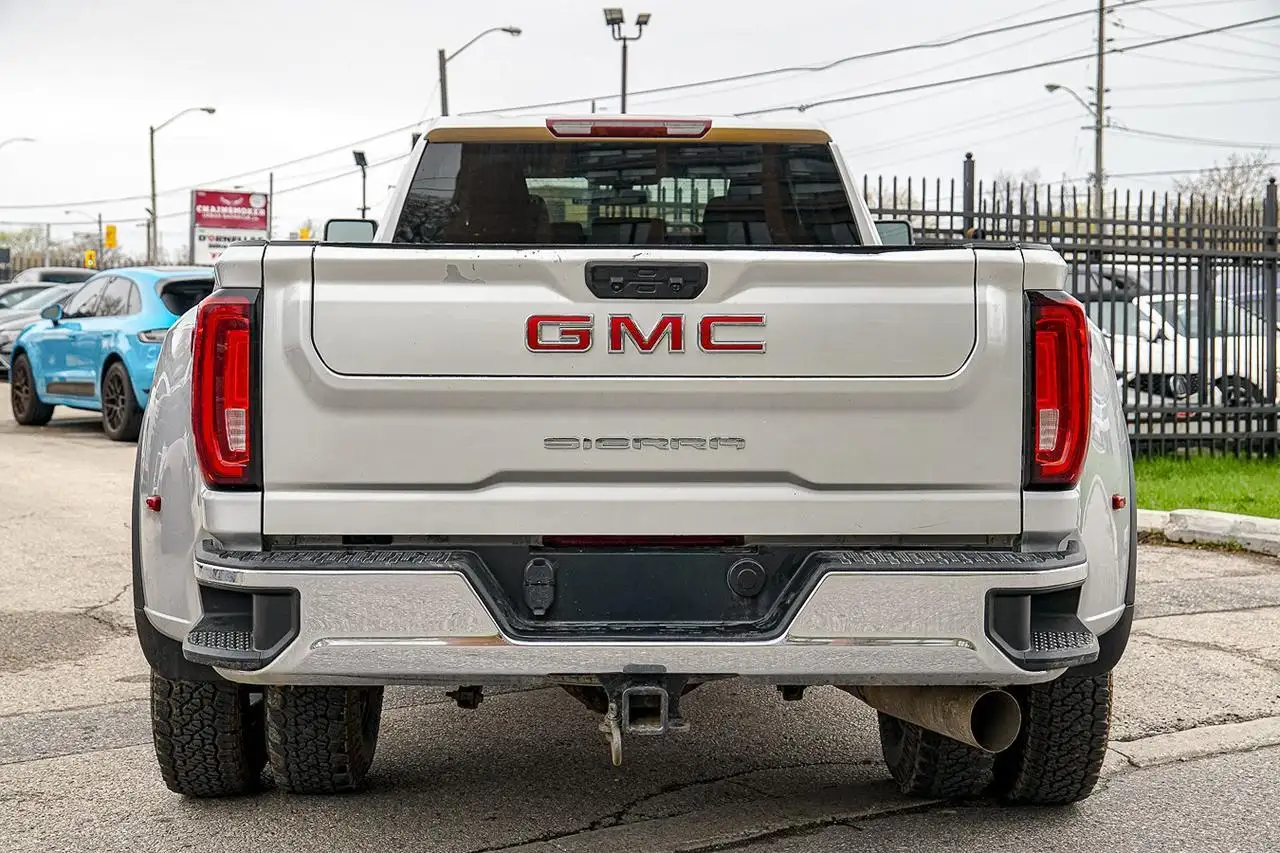 GMC Sierra 3500 fotografie GMC Sierra 3500