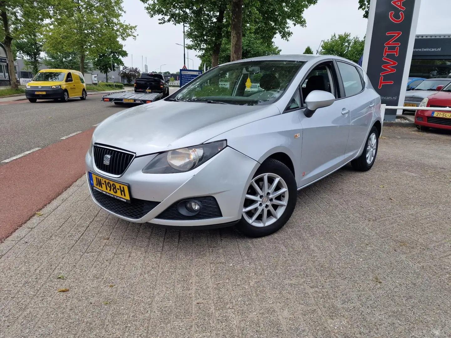 SEAT Ibiza 1.2 TDI Reference Ecomotive 5drs airco Gris - 2