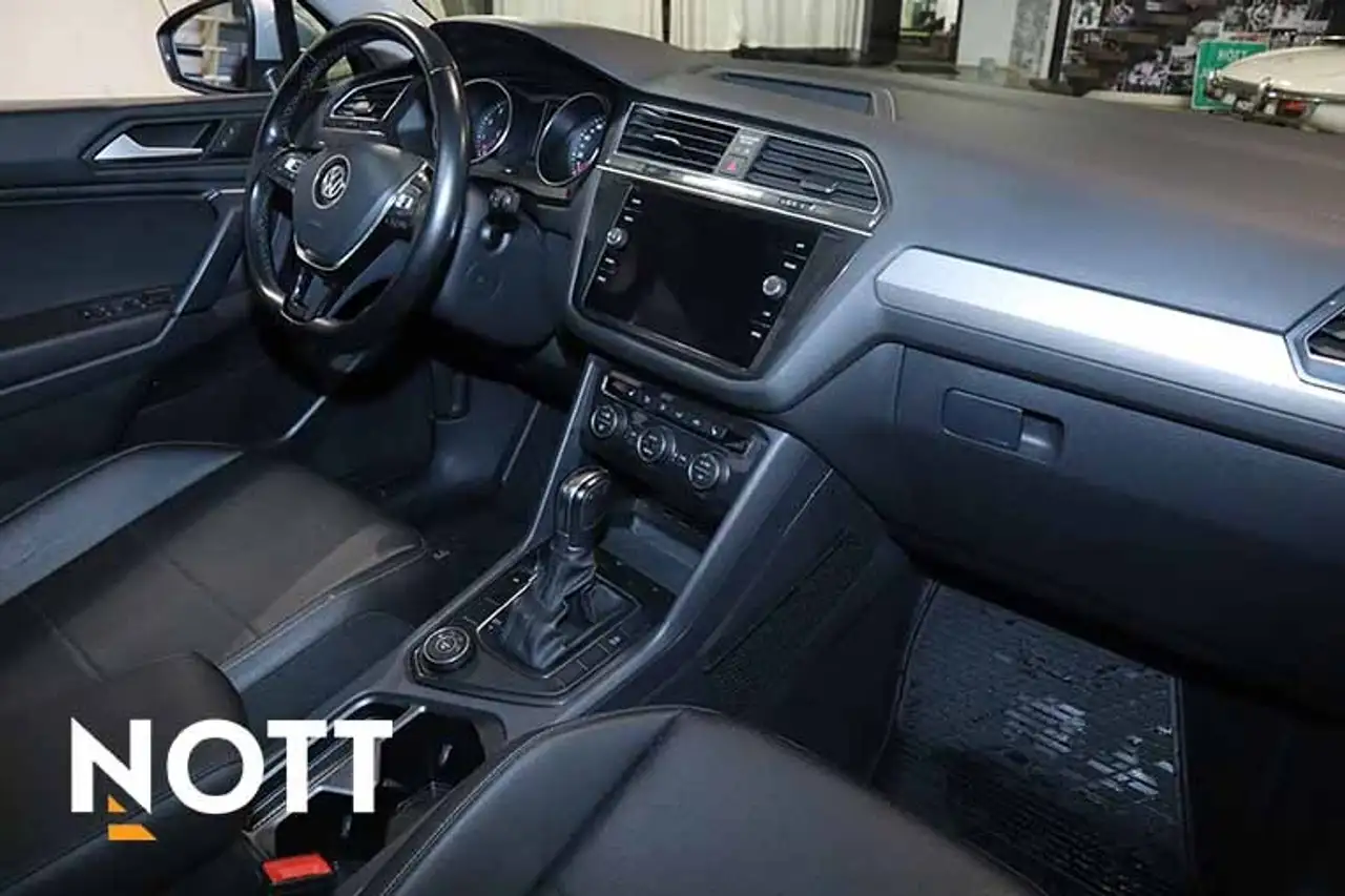 Volkswagen Tiguan снимка Volkswagen Tiguan